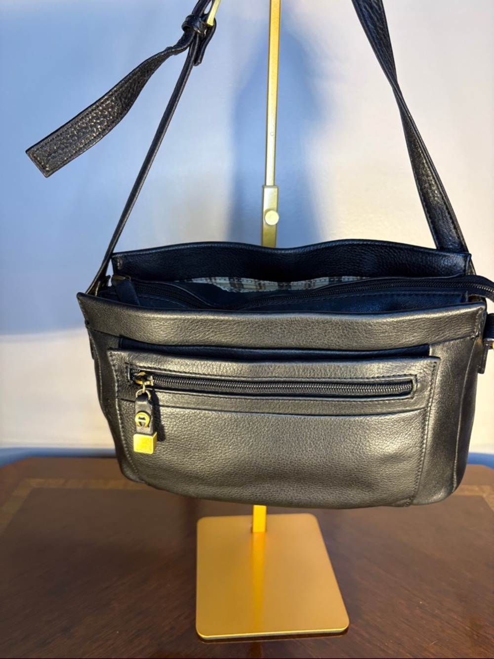 Aigner Black Leather Crossbody Bag